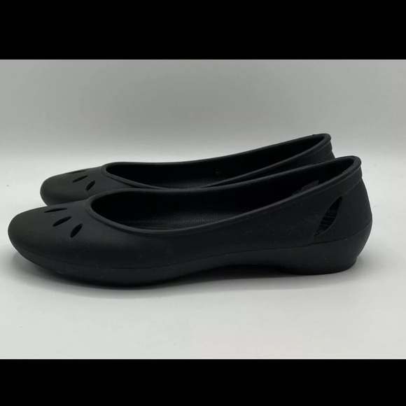 NWOT: CROCS Kelli Women’s Black Ballet Flat Shoes: Size 7W - Picture 8 of 9